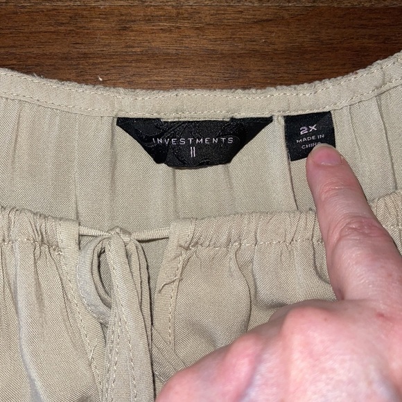 Investments Plus Neutral Beige Blouse with embroidery Sz. 2X - Picture 8 of 15